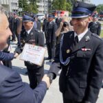 17.06.2021. Kielce. Uroczyste przekazanie samochodów ratowniczo-gaśniczych i wręczenie promes na zakup kolejnych dla jednostek PSP i OSP z regionu świętokrzyskiego. Na zdjęciu (po lewej): Zbigniew Koniusz - wojewoda świętokrzyski / Piotr Kwaśniewski / Radio Kielce