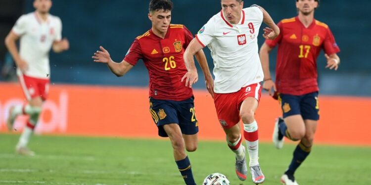 19.06.2021. Hiszpania, Seville. Mecz EURO 2020 Hiszpania - Polska / David Ramos / POOL / PAP/EPA