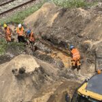 28.06.2021. Skarżysko-Kamienna. Rozpoczęcie budowy tunelu pod torami / Anna Głąb / Radio Kielce