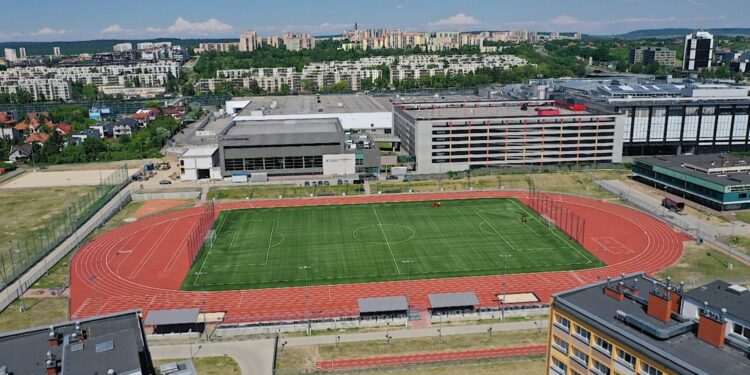 08.06.2021. Kielce. Stadion przy Centrum Sportu Politechniki Świętokrzyskiej / Jarosław Kubalski / Radio Kielce