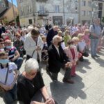 03.06.2021. Starachowice. Uroczystość Bożego Ciała. Procesja w parafii Świętej Trójcy / Anna Głąb / Radio Kielce