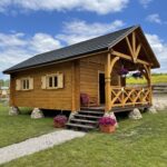 02.06.2021 Zochcinek. Zagroda pszczelarza przy Domu Pomocy Społecznej / Anna Głąb / Radio Kielce