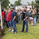 11.06.2021. Starachowice. Pikieta przed MAN-em / Anna Głąb / Radio Kielce