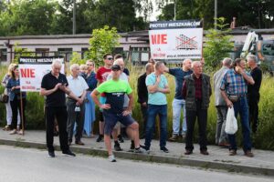 15.06.2021. Kielce. Protest osób mieszkających przy ulicy Domaszowskiej / Wiktor Taszłow / Radio Kielce