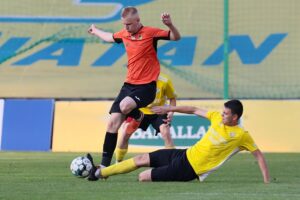 16.06.2021. Kielce. Finałowy mecz Pucharu Polski na szczeblu okręgu KSZO Ostrowiec - Czarni Połaniec / Wiktor Taszłow / Radio Kielce