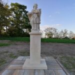 04.06.2021. Zakrzów. Odnowiona figura św. Jana Nepomucena / Marta Gajda / Radio Kielce