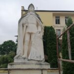 24.06.2021. Kije. Posąg rycerza Mściwoja / Marta Gajda / Radio Kielce