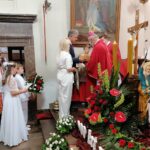 27.06.2021. Kije. Msza święta dziękczynna za dziewięć wieków parafii w Kijach. Na zdjęciu: Jan Piotrowski - biskup kielecki / Marta Gajda / Radio Kielce