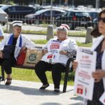 07.06.2021. Kielce. Świętokrzyski Urząd Wojewódzki. Akcja protestacyjna pielęgniarek / Jarosław Kubalski / Radio Kielce