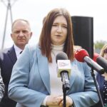 01.06.2021. Sandomierz. Wizyta wiceminister rolnictwa Anny Gembickiej w Sandomierzu. Na zdjęciu: Anna Gembicka - wiceminister rolnictwa i rozwoju wsi / Jarosław Kubalski / Radio Kielce