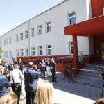 14.06.2021. Krępa. Oddanie do użytku mieszkań socjalnych / Jarosław Kubalski / Radio Kielce