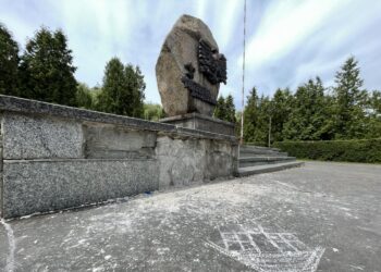 15.06.2021. Kielce. Pomnik „Harcerzom poległym za Ojczyznę” / Jarosław Kubalski / Radio Kielce