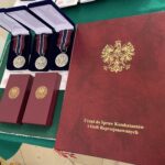 06.06.2021 Skarżysko-Kamienna. Przekazanie sztandaru Stowarzyszeniu Represjonowanych w Stanie Wojennym Regionu Świętokrzyskiego. / Anna Głąb / Radio Kielce