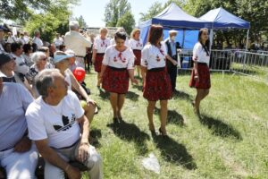 20.06.2021. Tokarnia. Park Etnograficzny. „Jawor u źródeł kultury” / Jarosław Kubalski / Radio Kielce