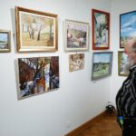 23.06.2021. Kielce. Wernisaż dorocznej wystawy prac członków sekcji plastycznej Towarzystwa Przyjaciół Sztuk Pięknych / Wiktor Taszłow / Radio Kielce