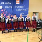 25.06.2021. Jeziorko. Zakończenie roku szkolnego i oddanie wielofunkcyjnych boisk dla Szkoły Podstawowej w Jeziorku / Wiktor Taszłow / Radio Kielce