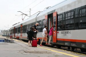 26.06.2021. Kielce. Pociąg Kielce - Sandomierz / Wiktor Taszłow / Radio Kielce