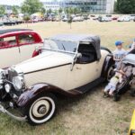 26.06.2021. Podzamcze. Ogólnopolski Zlot Klubu Miłośników Mercedesów / Wiktor Taszłow / Radio Kielce