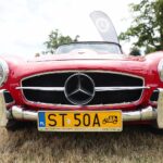 26.06.2021. Podzamcze. Ogólnopolski Zlot Klubu Miłośników Mercedesów / Wiktor Taszłow / Radio Kielce