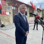 11.06.2021. Zawichost. Oddanie do użytku wyremontowanej remizy. Na zdjęciu: senator Jarosław Rusiecki / Grażyna Szlęzak-Wójcik / Radio Kielce