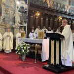 17.06.2021. Sandomierz. Msza święta z okazji 60-lecia posługi kapłańskiej biskupa Edwarda Frankowskiego. Przy mównicy ks. Rafał Kułaga rektor WSD w Sandomierzu / Grażyna Szlęzak-Wójcik / Radio Kielce