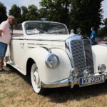 26.06.2021. Podzamcze. Ogólnopolski Zlot Klubu Miłośników Mercedesów / Wiktor Taszłow / Radio Kielce