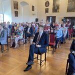 24.06.2021. Sandomierz. Otwarcie sezonu turystycznego. Na zdjęciu (od lewej): Tomasz Jamka - członek zarządu województwa  świętokrzyskiego, Andrzej Pruś - przewodniczący sejmiku województwa świętokrzyskiego, Marcin Marzec - burmistrz Sandomierza, Mikołaj Getka-Kenig - dyrektor Muzeum Okręgowego w Sandomierzu / Grażyna Szlęzak-Wójcik / Radio Kielce