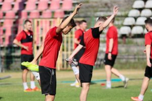 28.06.2021. Kielce. Pierwszy trening Korony po wakacyjnej przerwie / Wiktor Taszłow / Radio Kielce