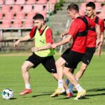 28.06.2021. Kielce. Pierwszy trening Korony po wakacyjnej przerwie / Wiktor Taszłow / Radio Kielce