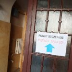 29.06.2021. Kielce. Szczepienie uczniów w II LO im. Jana Śniadeckiego / Wiktor Taszłow / Radio Kielce