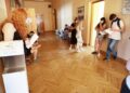 Uczniowie szczepili się przeciw COVID-19 - Radio Kielce 29.06.2021. Kielce. Szczepienie uczniów w II LO im. Jana Śniadeckiego / Wiktor Taszłow / Radio Kielce