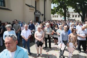 03.06.2021. Kielce. Bazylika katedralna. Uroczystości Bożego Ciała / Wiktor Taszłow / Radio Kielce