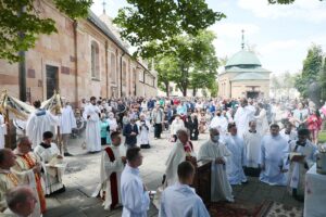 03.06.2021. Kielce. Bazylika katedralna. Uroczystości Bożego Ciała / Wiktor Taszłow / Radio Kielce