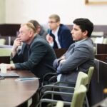 10.06.2021. Kielce. Sesja Rady Miasta Kielce. Na zdjęciu (od lewej): Wiesław Koza - radny i Marcin Stępniewski - radny / Wiktor Taszłow / Radio Kielce