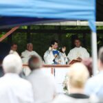 12.06.2021. Wykus. Uroczystości upamiętniające żołnierzy Armii Krajowej. Msza święta w intencji Eugeniusza Kaszyńskiego „Nurta” i jego żołnierzy / Wiktor Taszłow / Radio Kielce