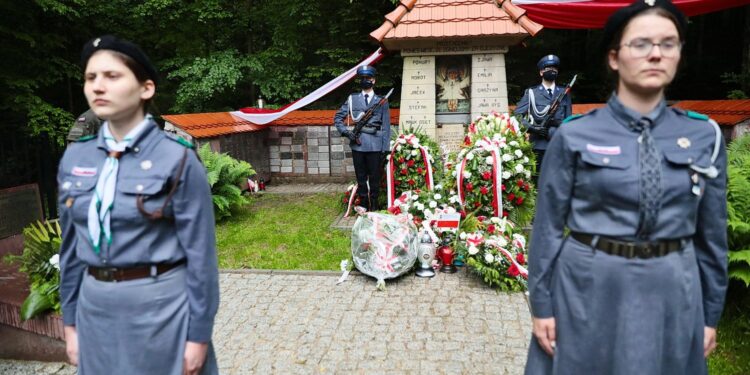 12.06.2021. Wykus. Uroczystości upamiętniające żołnierzy Armii Krajowej / Wiktor Taszłow / Radio Kielce