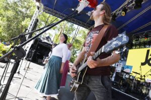 20.06.2021. Tokarnia. Park Etnograficzny. „Jawor u źródeł kultury” / Jarosław Kubalski / Radio Kielce