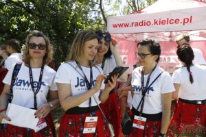 20.06.2021. Tokarnia. Park Etnograficzny. „Jawor u źródeł kultury” / Jarosław Kubalski / Radio Kielce