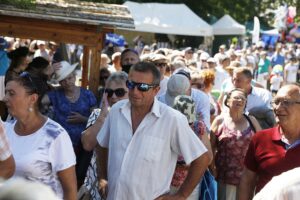 20.06.2021. Tokarnia. Park Etnograficzny. „Jawor u źródeł kultury” / Jarosław Kubalski / Radio Kielce