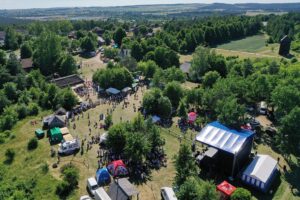 20.06.2021. Tokarnia. Park Etnograficzny. „Jawor u źródeł kultury” / Jarosław Kubalski / Radio Kielce