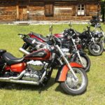 05.06.2021 Tokarnia. Park etnograficzny. Inauguracja sezonu motocyklowego. Zlot motocyukli / Jarosław Kubalski / Radio Kielce