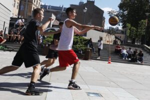 28.08.2020. Kielce. Turniej "Wakacje z koszykówką - Streetball Kielce Cup 2020" / Jarosław Kubalski / Radio Kielce