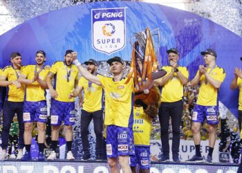 06.06.2021 Kielce. PGNiG Superliga piłkarzy ręcznych. Łomża Vive Kielce zostaje Mistrzem Polski. Ceremonia wręczenia medali / Jarosław Kubalski / Radio Kielce