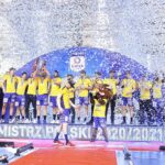 06.06.2021 Kielce. PGNiG Superliga piłkarzy ręcznych. Łomża Vive Kielce zostaje Mistrzem Polski. Ceremonia wręczenia medali / Jarosław Kubalski / Radio Kielce