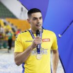 06.06.2021 Kielce. PGNiG Superliga piłkarzy ręcznych. Łomża Vive Kielce zostaje Mistrzem Polski. Ceremonia wręczenia medali. Angel Fernandez Perez / Jarosław Kubalski / Radio Kielce