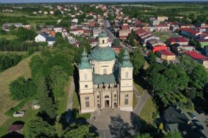 08.06.2021 Klimontów. Kościół św. Józefa / Jarosław Kubalski / Radio Kielce