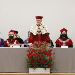 17.06.2021 Kielce. UJK. Wręczenie medali "Zasłużony dla UJK". Przemawia rektor UJK prof. dr hab. Stanisław Głuszek / Jarosław Kubalski / Radio Kielce