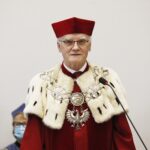 17.06.2021 Kielce. UJK. Wręczenie medali "Zasłużony dla UJK". Przemawia rektor UJK prof. dr hab. Stanisław Głuszek / Jarosław Kubalski / Radio Kielce