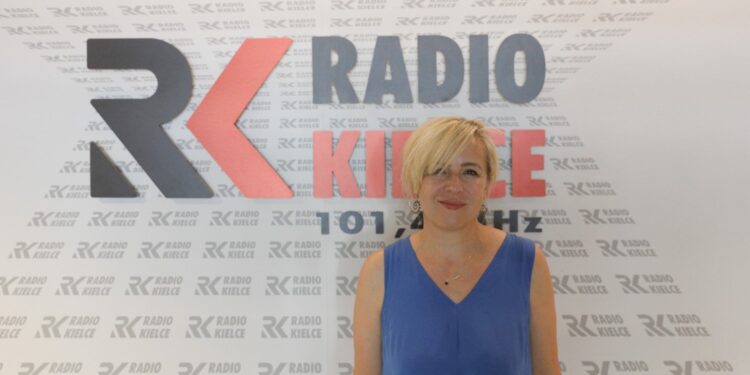 20.06.2021. Kielce. Spodziewany Gość. Na zdjęciu: Beata Ryń - rzecznik Muzeum Wsi Kieleckiej / Piotr Kwaśniewski / Radio Kielce