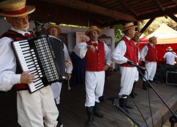 30.08.2020. Tokarnia. Gala finałowa konkursu „Jawor - u źródeł kultury” / Jarosław Kubalski / Radio Kielce